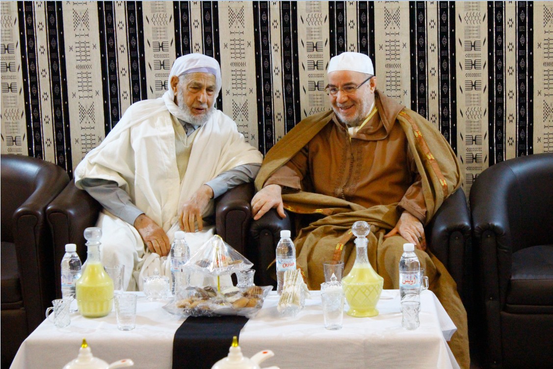 حفل تكريم حفظة القرآن بمسجد المنار