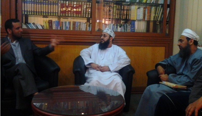 الأستاذ ناصر السيابي في زيارة للمنار